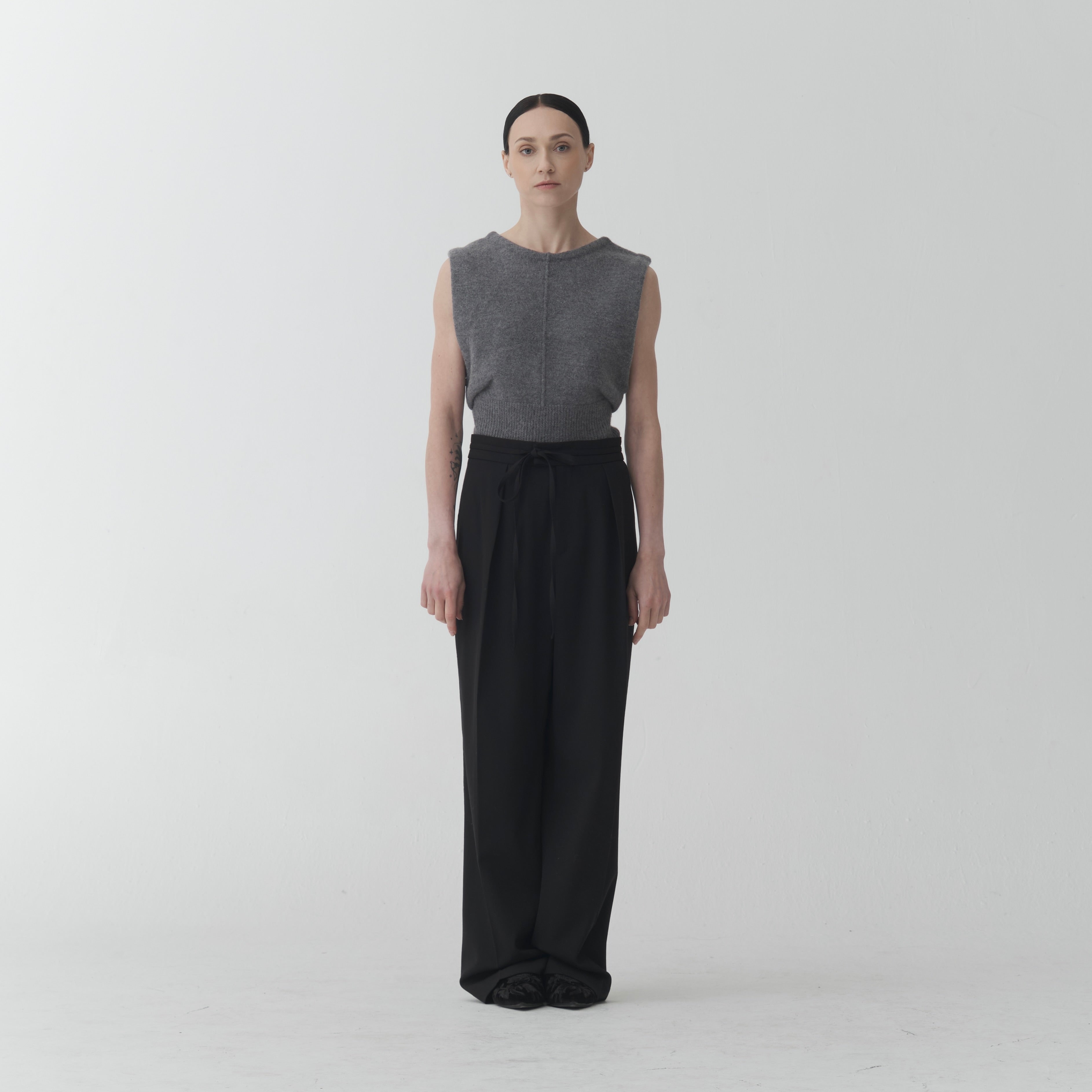 KN01 - Wool Vest