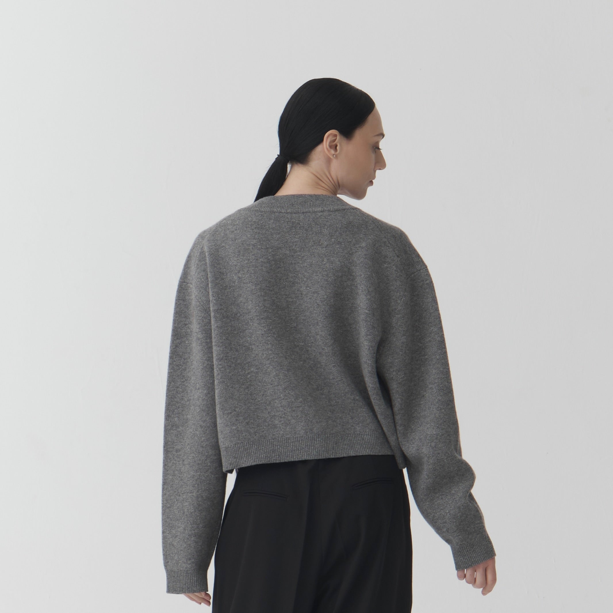 KN05 - Wool Cashmere Cardigan