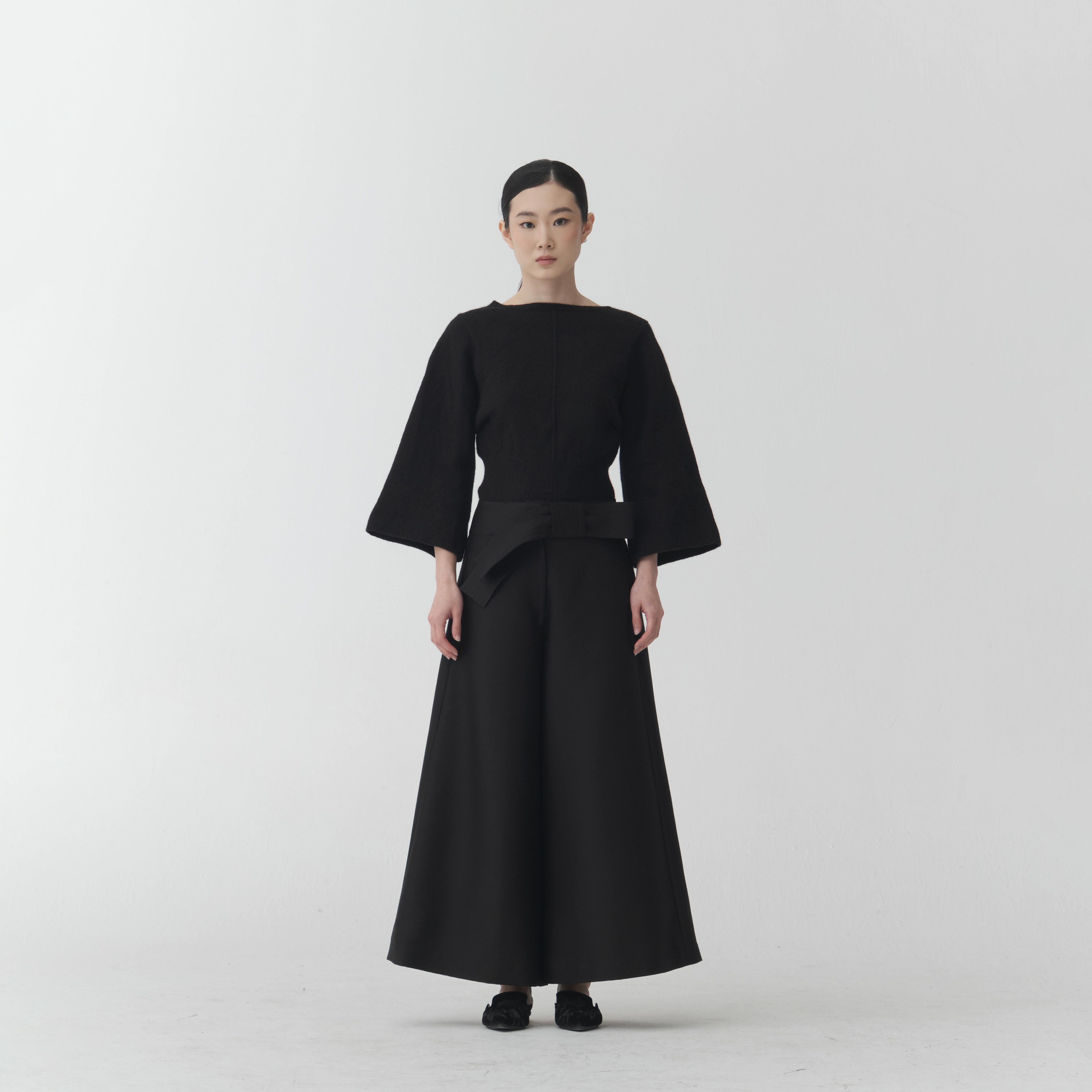 TR03 - Wool Silk Pants